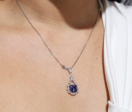 Collar Kisbel